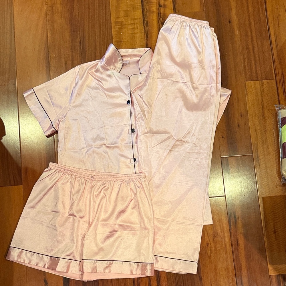 3-Piece Satin Pajama Set in Light Pink